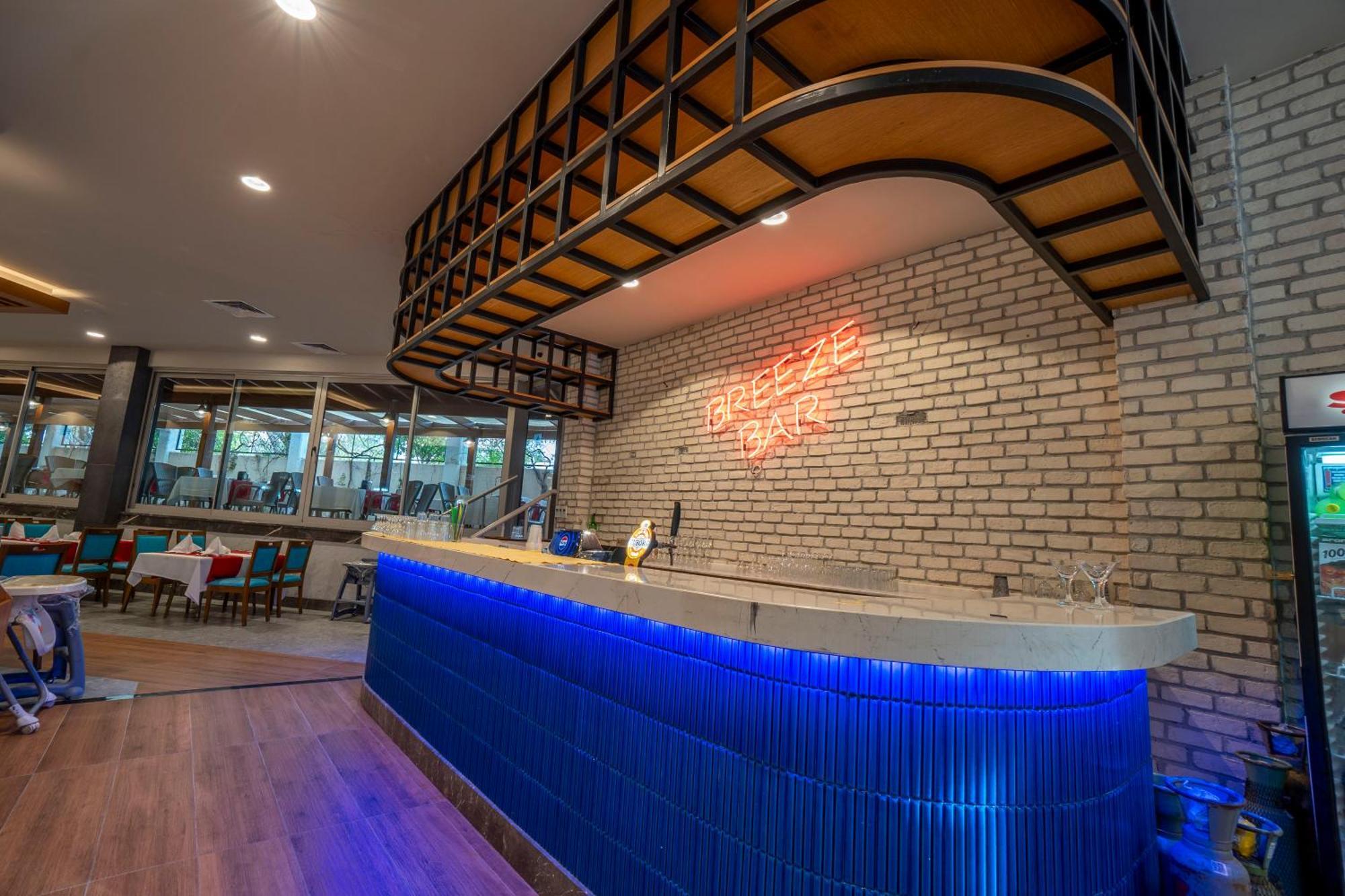 אנטליה Side Breeze Hotel מראה חיצוני תמונה